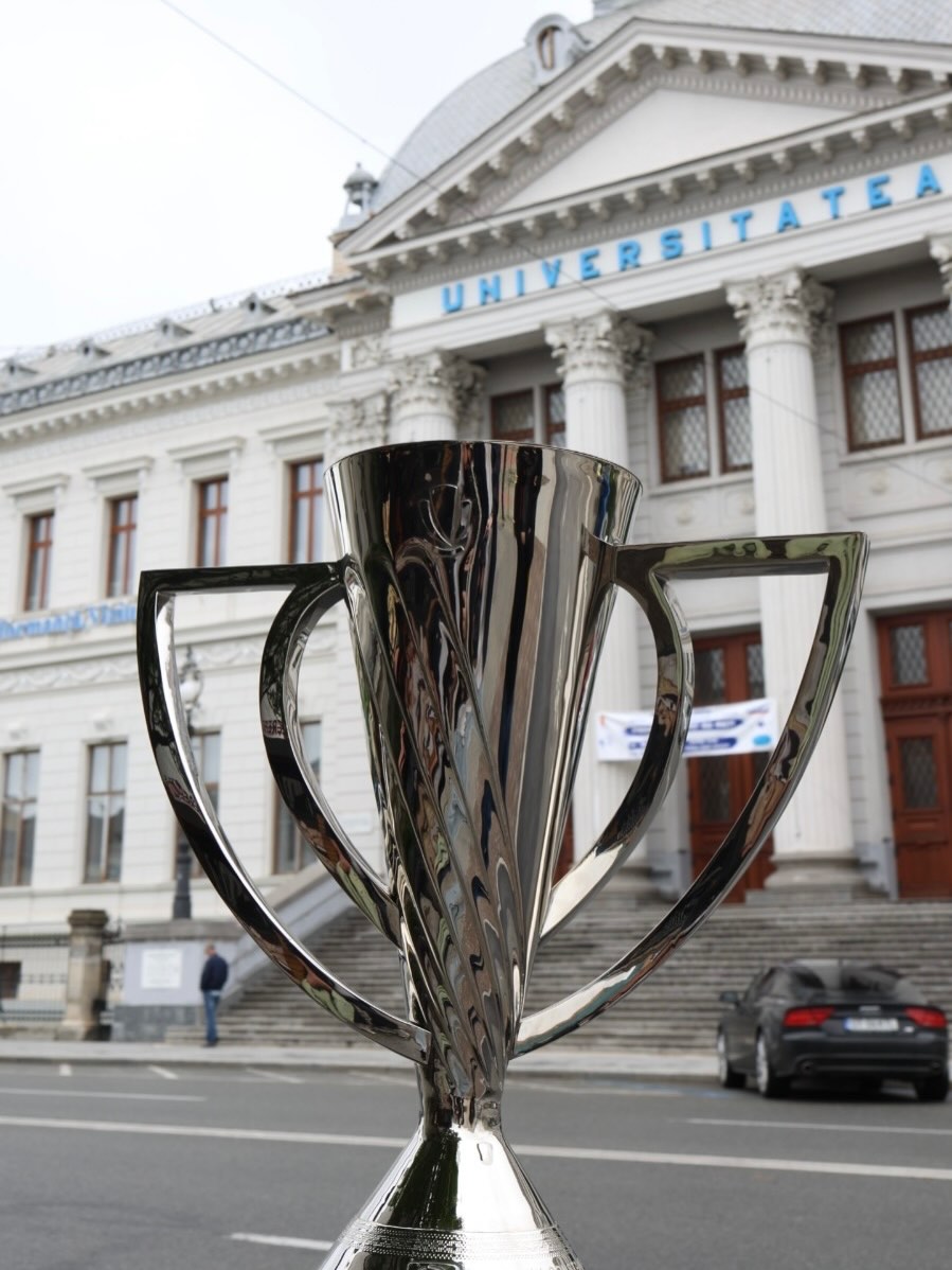 %George Robert Voinea - opinii despre actualitatea sportivă din România% Trofeul SuperLigii, prezent la Craiova