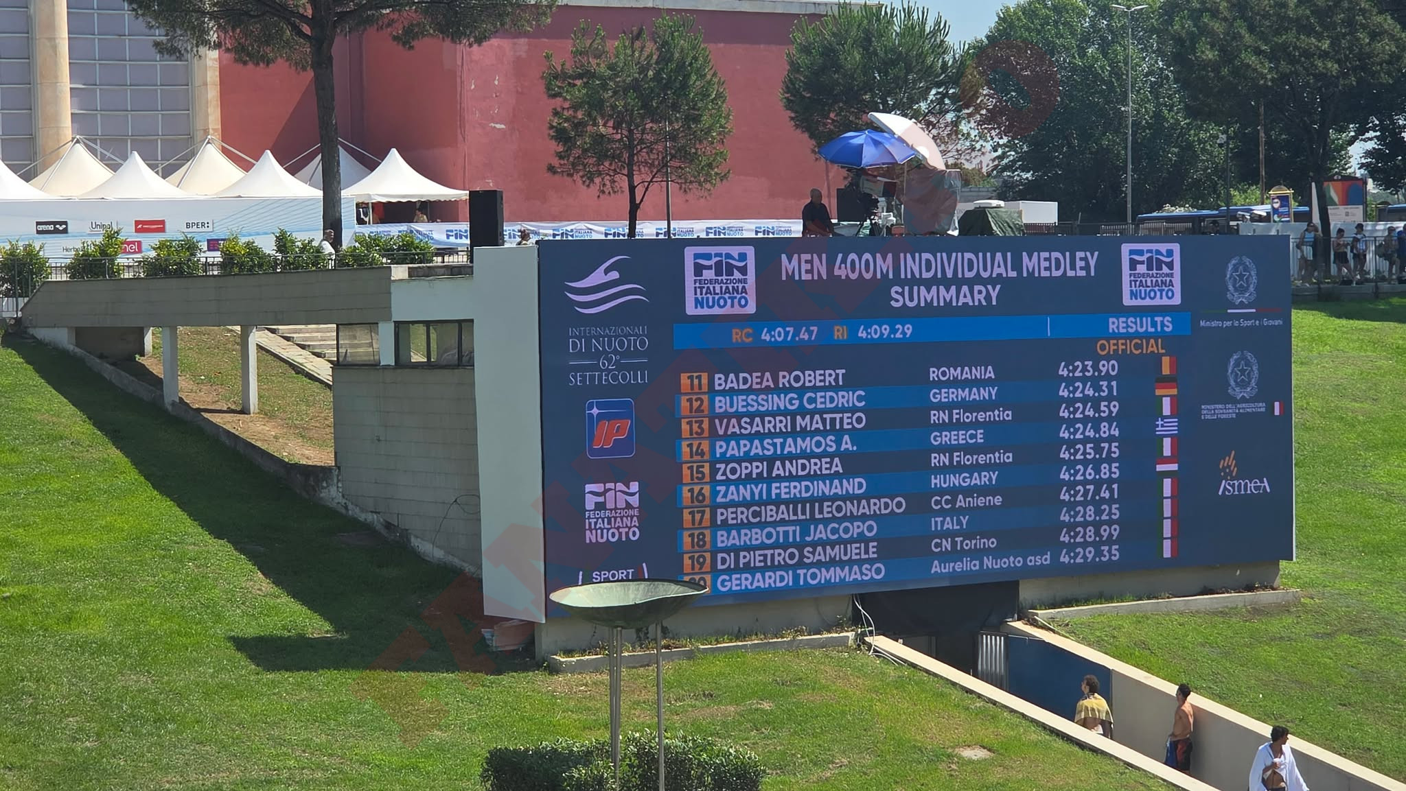 Robert Badea s-a calificat în finala probei de 400 de metri mixt. Foto: Fanatik