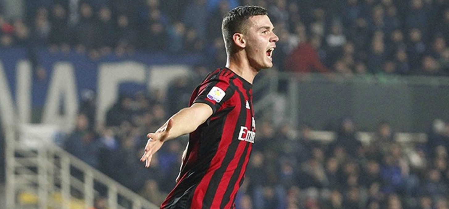%George Robert Voinea - opinii despre actualitatea sportivă din România% Ismet Sinani, în tricoul lui AC Milan