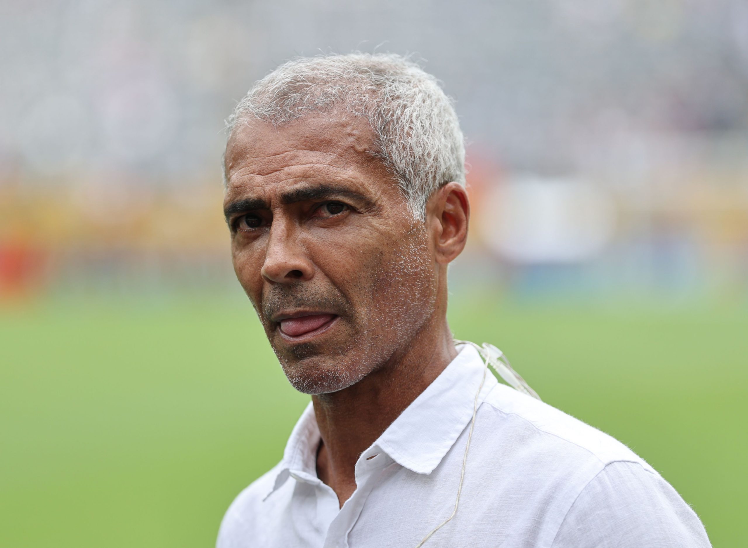 %George Robert Voinea - opinii despre actualitatea sportivă din România% Romario Brazilia