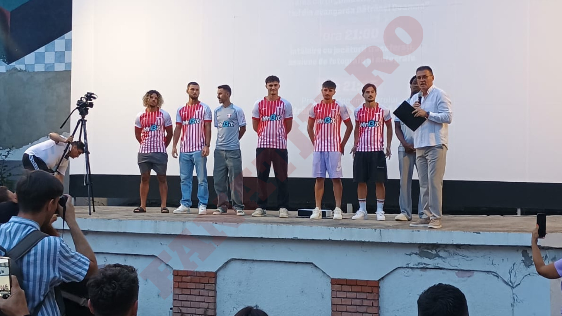 %George Robert Voinea - opinii despre actualitatea sportivă din România% UTA