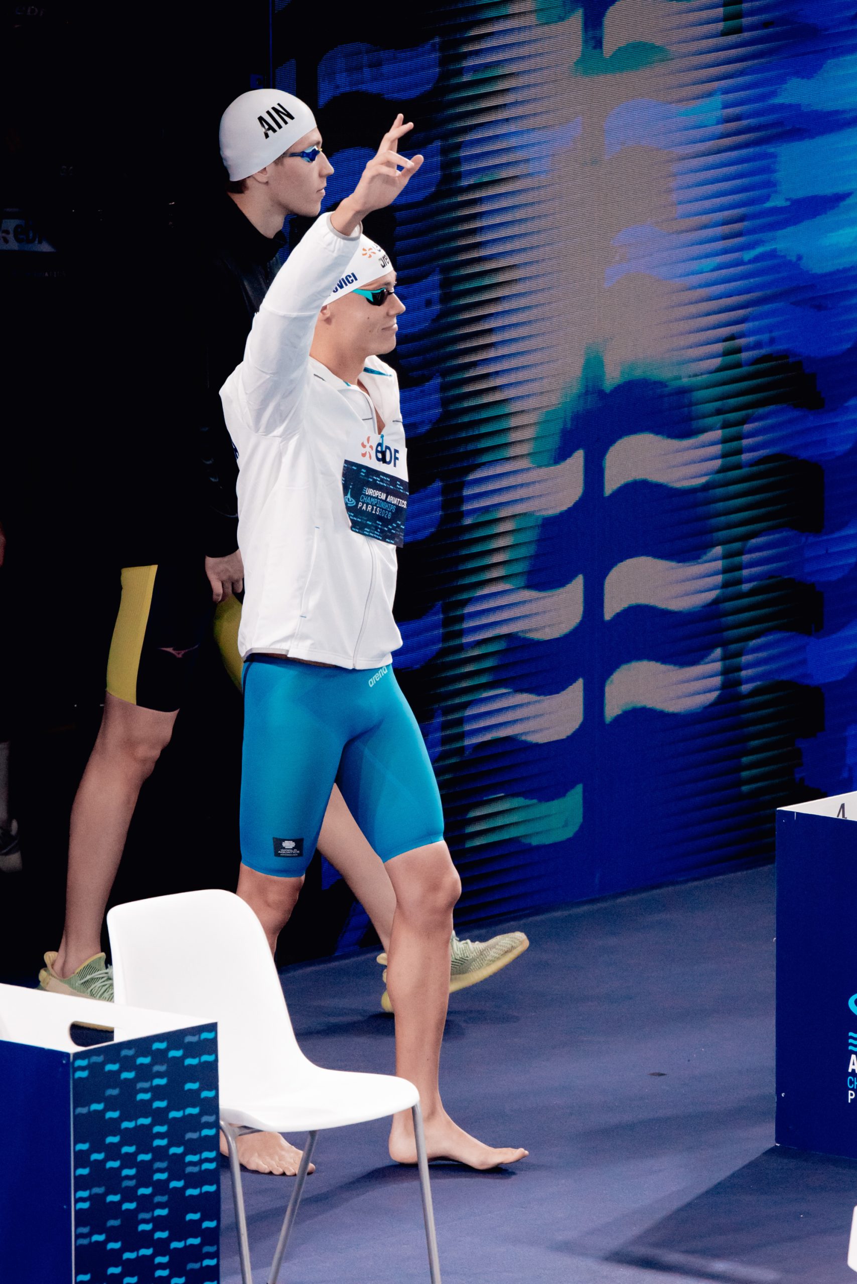 %George Robert Voinea - opinii despre actualitatea sportivă din România% David Popovici, ovaţionat de întreaga arenă. Sursa: Mihai Antonio Vasile / FANATIK