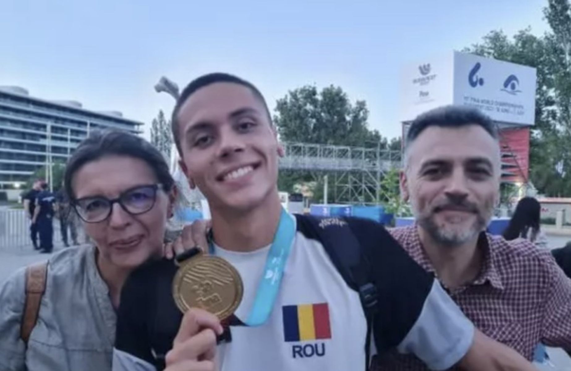 David Popovici, alături de părinţii lui
