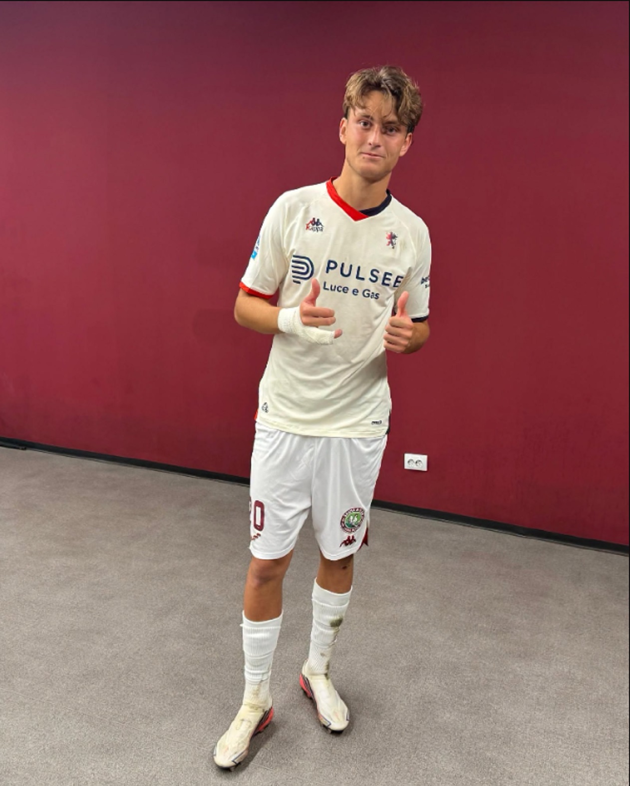 Andrei Șucu schimb tricouri Genoa