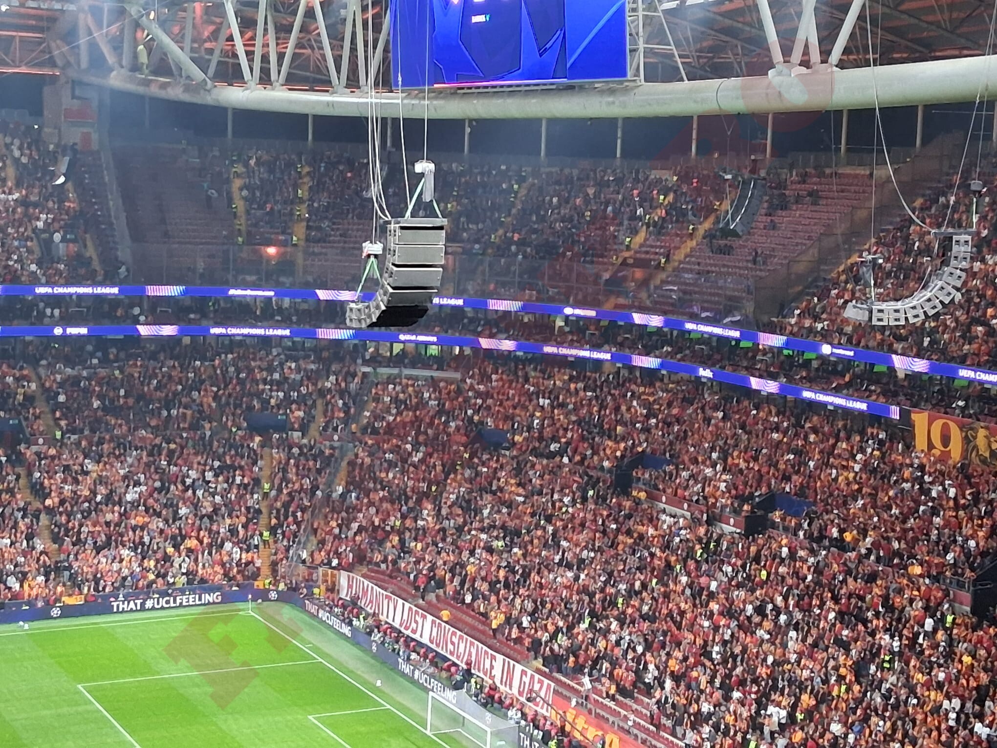 %George Robert Voinea - opinii despre actualitatea sportivă din România% Galatasaray Barcelona Champions League