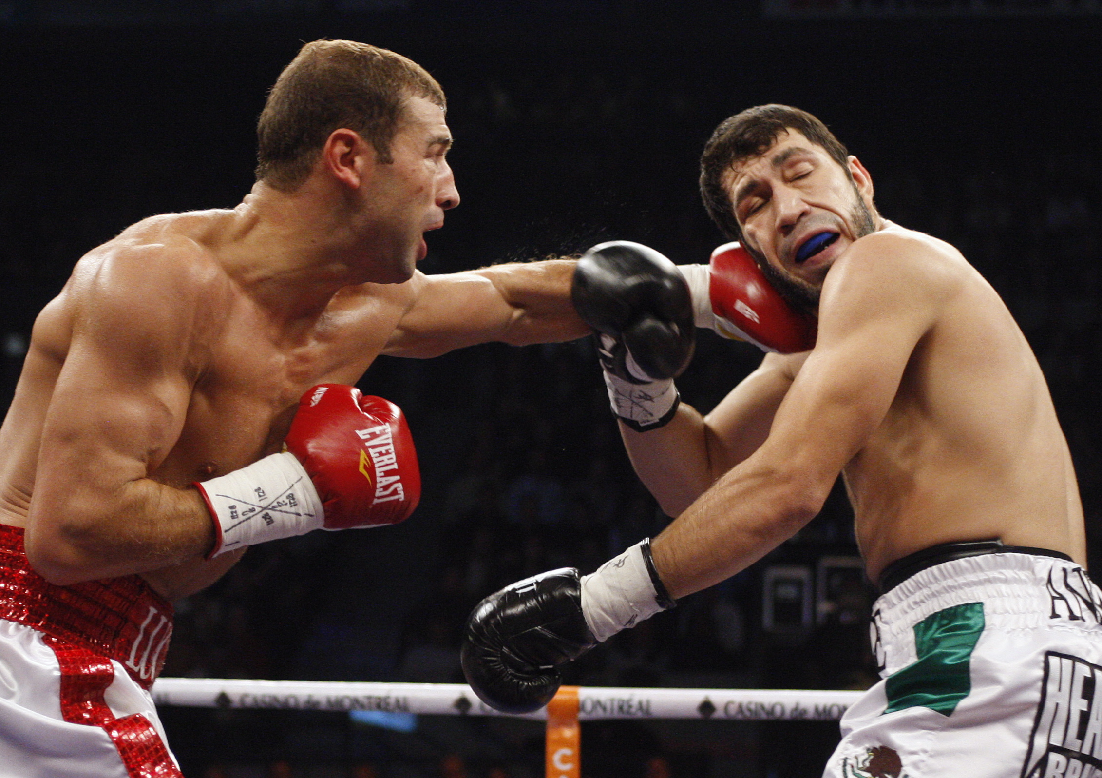 Lucian Bute l-a învins prin KO pe Librado Andrade. Sursa: Profimedia