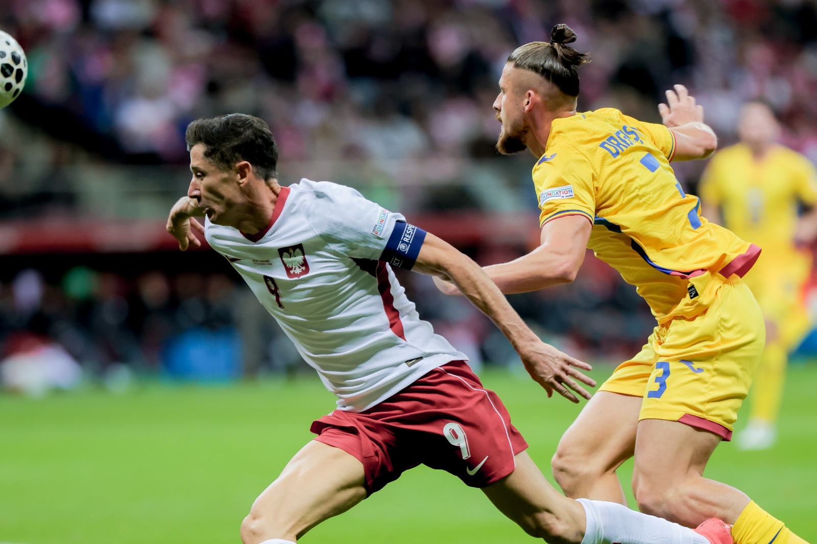 %George Robert Voinea - opinii despre actualitatea sportivă din România% Duelul dintre Lewandowski şi Drăguşin. Sursa: Mihai Antonio Vasile / Fanatik